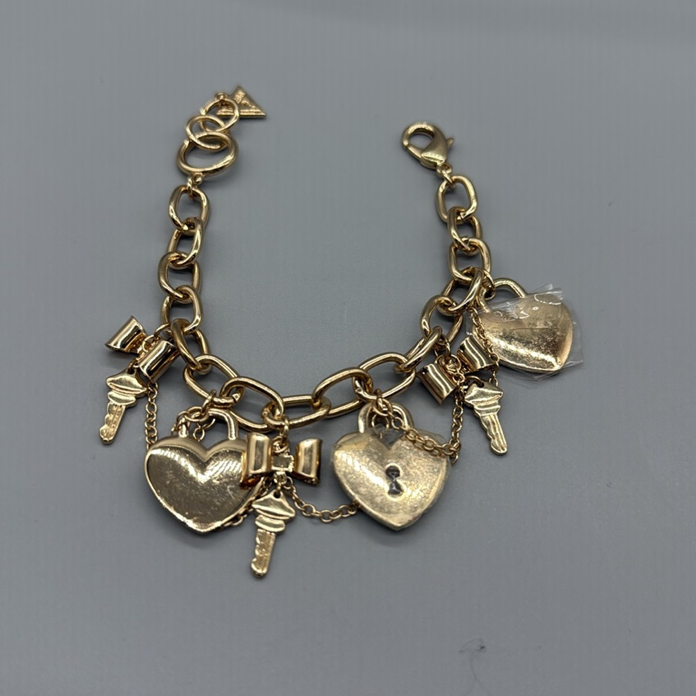Guess Gold Charm Bracelet - Picture 5 of 5
